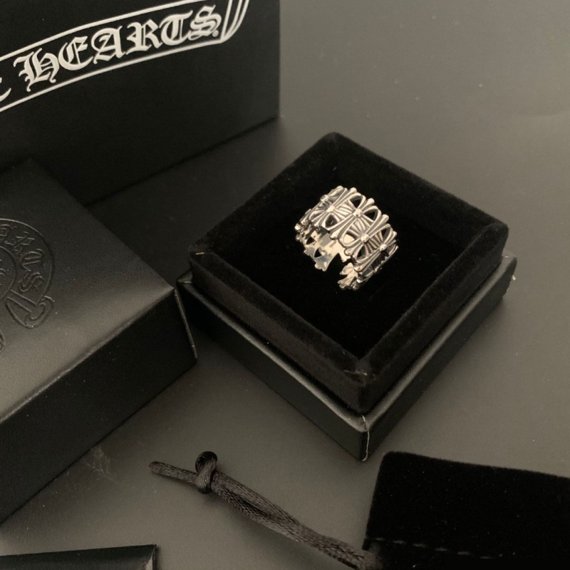 Ch**me He**ts rings